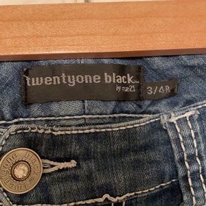 Twenty One Black Jeans